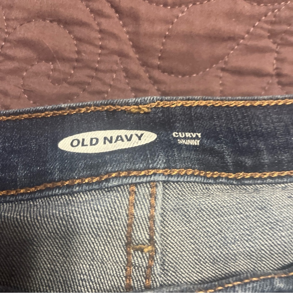 Old Navy Women's Size 14 Blue Curvy Skinny Mid Rise med Distressed Stretch Jean - Picture 3 of 6